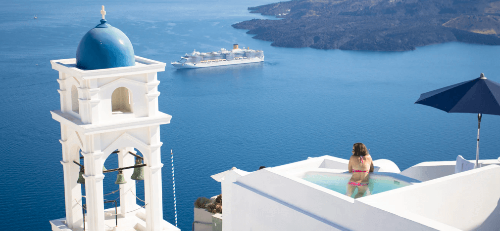 Mediterranean Style — A Blue and White Vacation in Amazing Greece